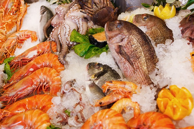 typical-italian-christmas-celebration-seafood-fresh