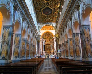 italy-travel-guide-amalfi-coast-amalfi-duomo-altar