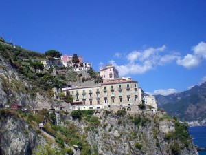 italy-travel-guide-amalfi-coast-ravello-view