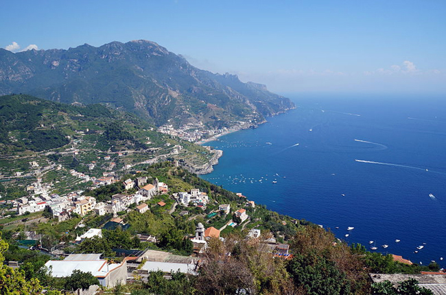 italy-travel-guide-amalfi-coast-ravello-vista