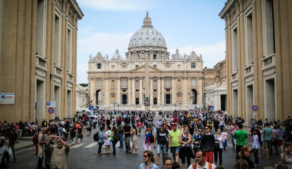 Vatican Crowds