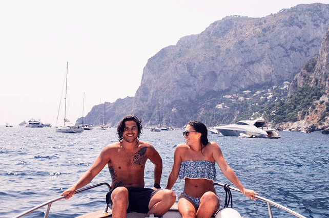 Couple-in-Island-of-Capri | Tour Italy Now